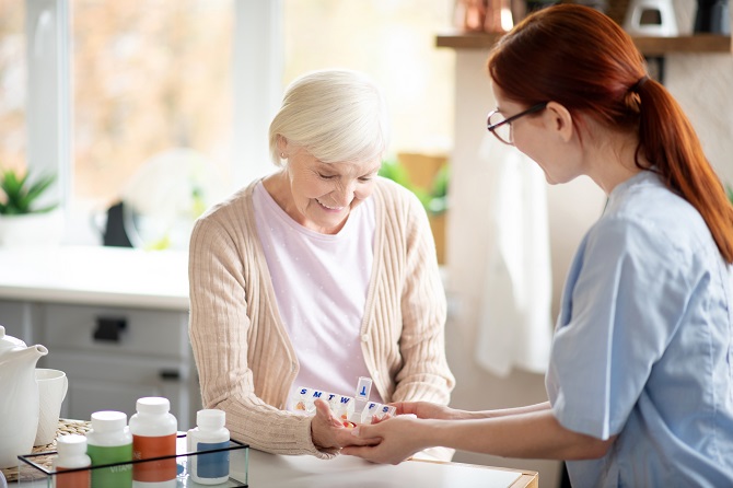 medication-reminder-tips-for-seniors